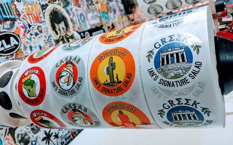 Custom labels printed by StickerGiant for Ian's Pizza
